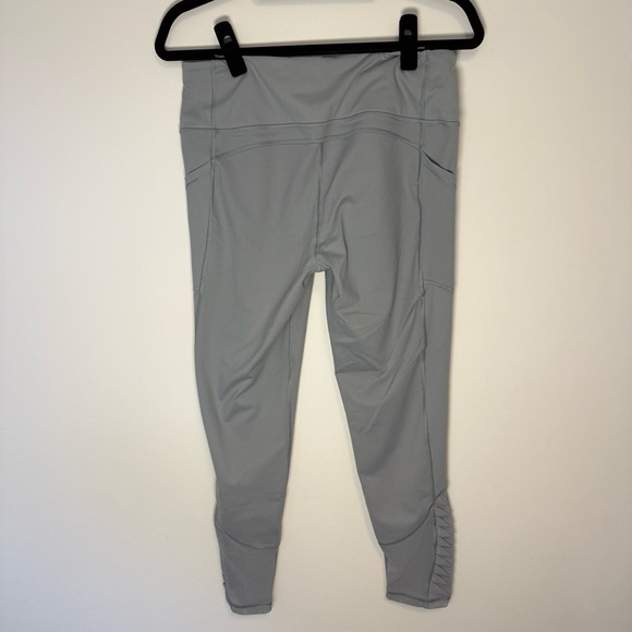 Victoria’s Secret Gray Sport Leggings Size L - Picture 2 of 8